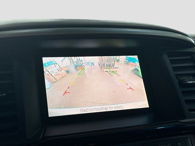 Used 2016 Nissan Pathfinder SV image 14