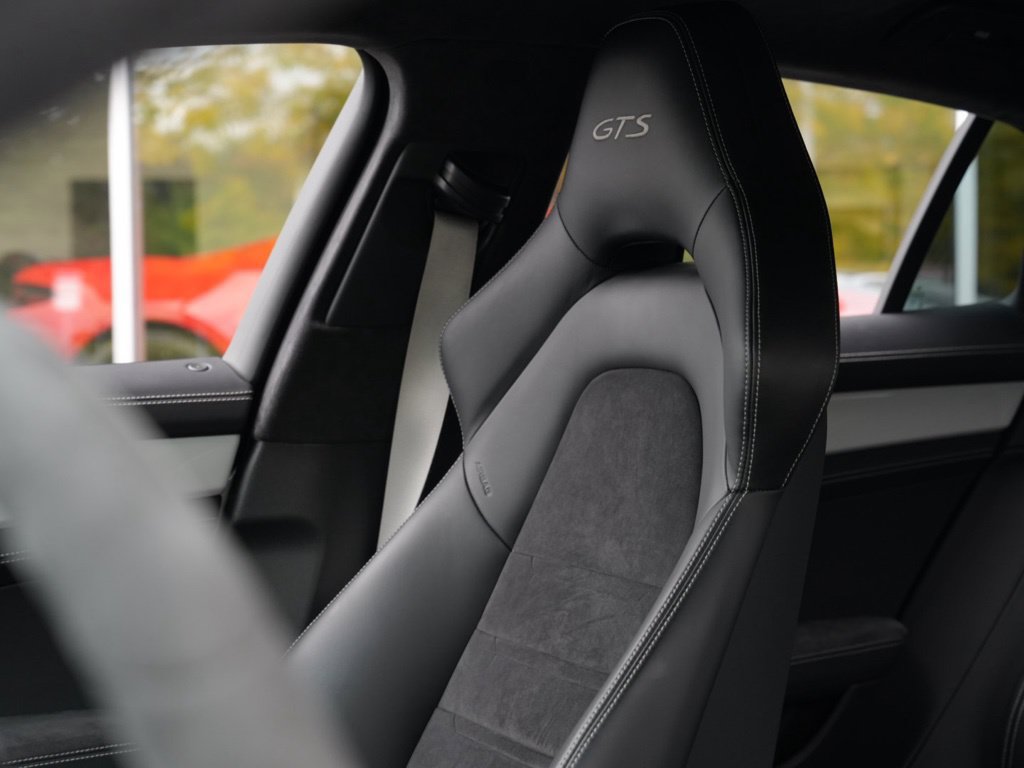 Used 2021 Porsche Panamera GTS AWD/4WD image 33