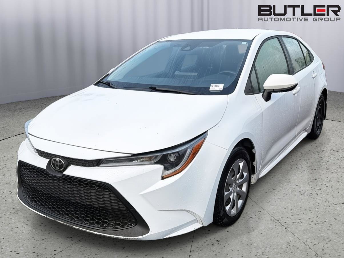 Used 2022 Toyota Corolla LE FWD image 2
