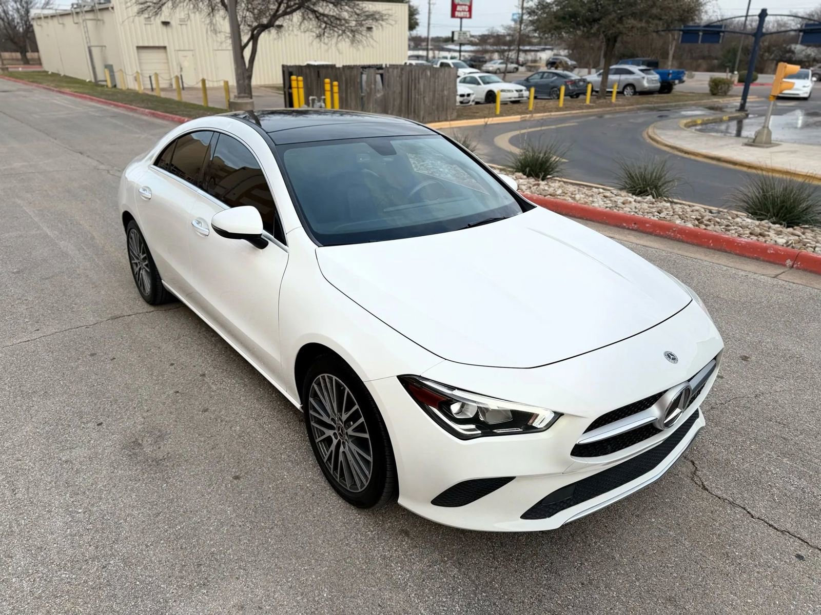 Used 2021 Mercedes-Benz CLA 250 image 2