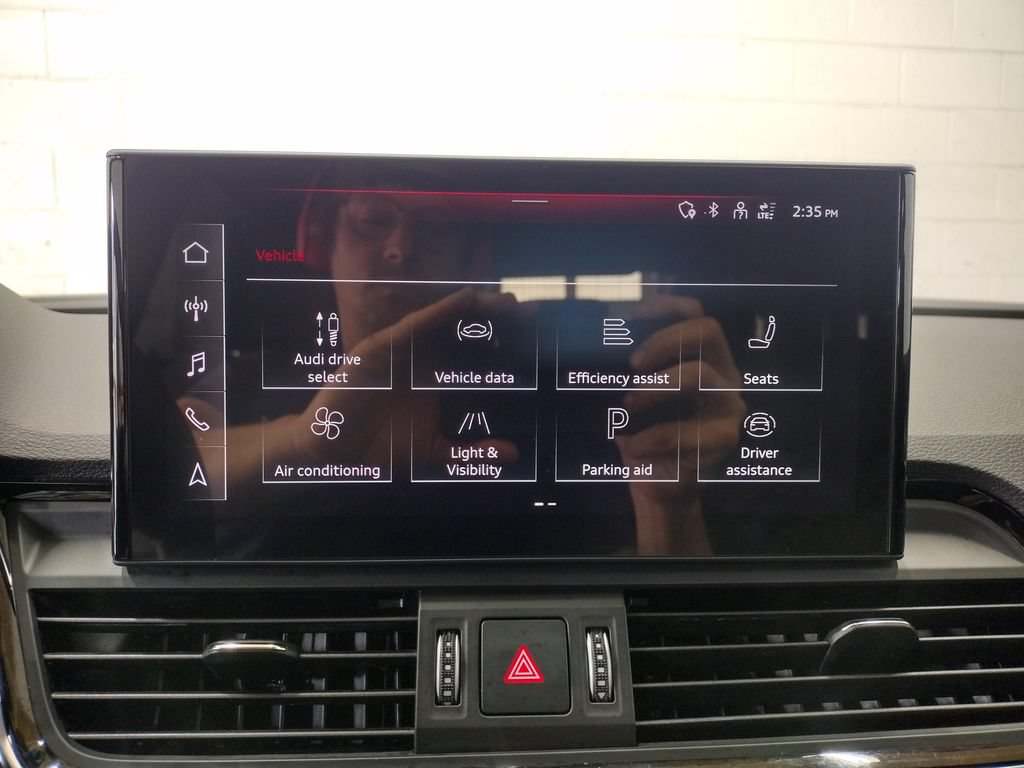 Used 2023 Audi SQ5 Premium Plus w/ Premium Plus Package AWD/4WD image 34