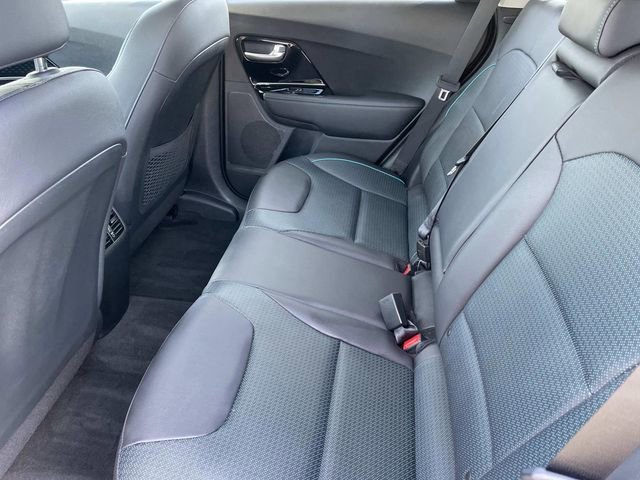 Used 2022 Kia Niro EX Premium image 32