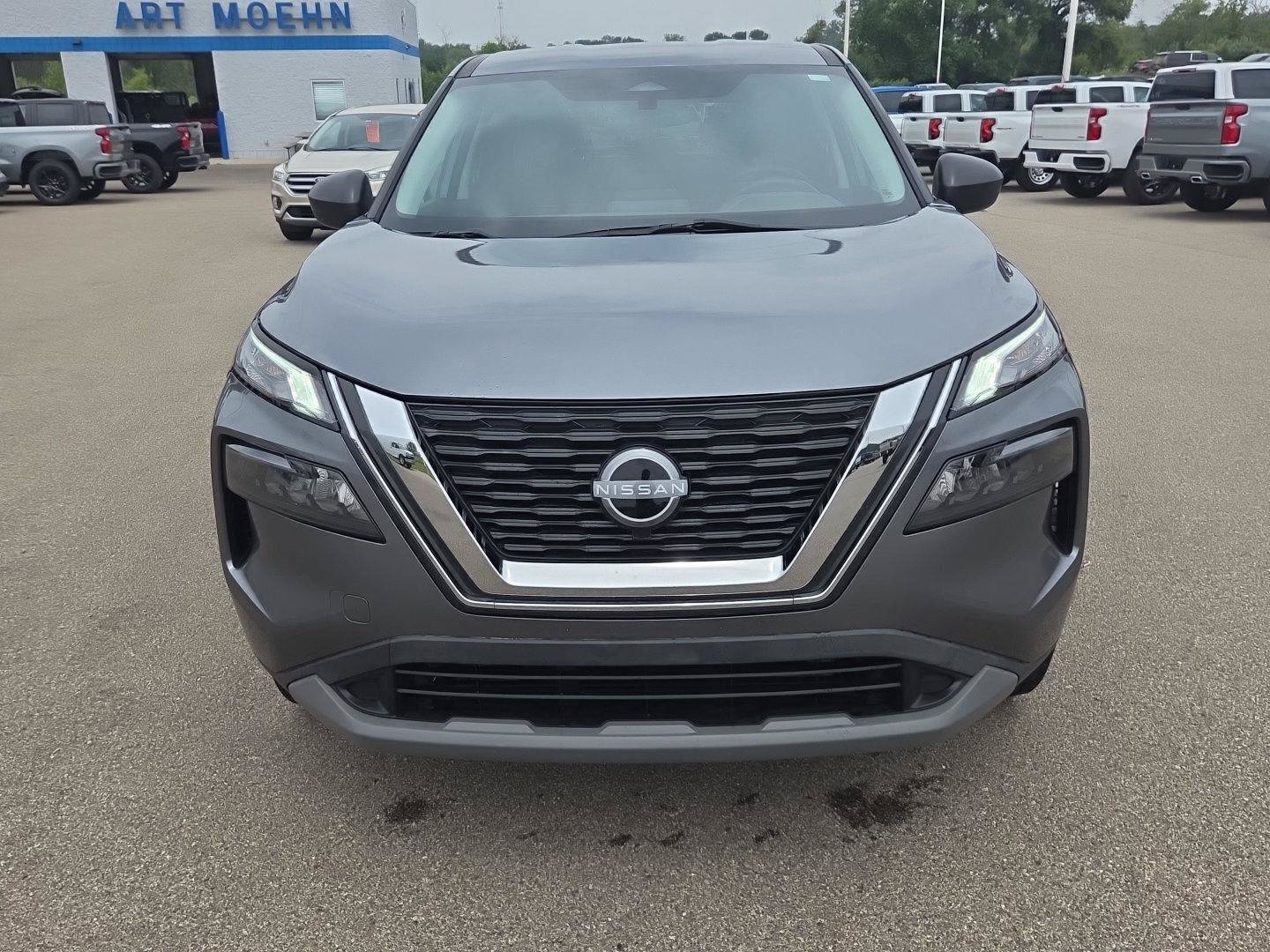 Used 2023 Nissan Rogue S AWD/4WD image 10