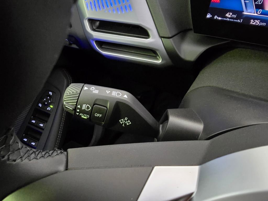 New 2026 BMW 228i xDrive w/ Technology Package image 19