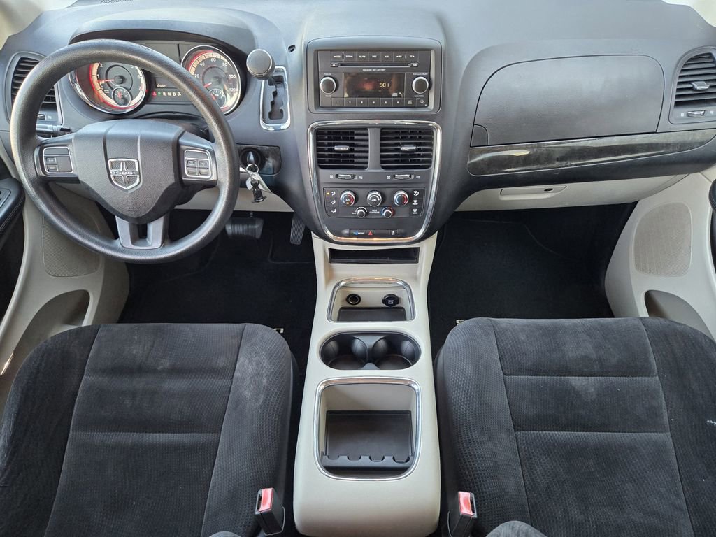 Used 2014 Dodge Grand Caravan SXT FWD image 27