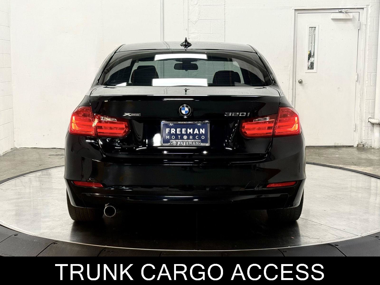 Used 2014 BMW 320i xDrive Sedan AWD/4WD image 8