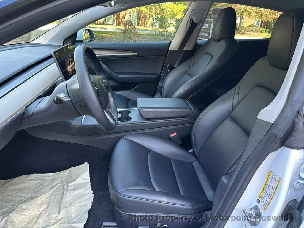 Used 2023 Tesla Model 3 Standard Range RWD image 9