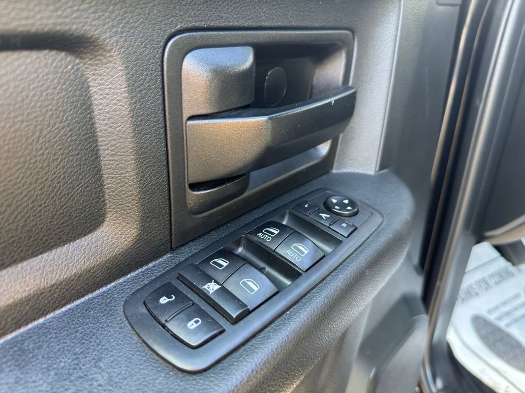 Used 2020 RAM 3500 Tradesman image 12