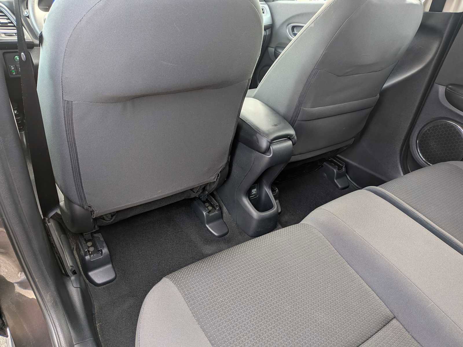 Used 2021 Honda HR-V EX image 16
