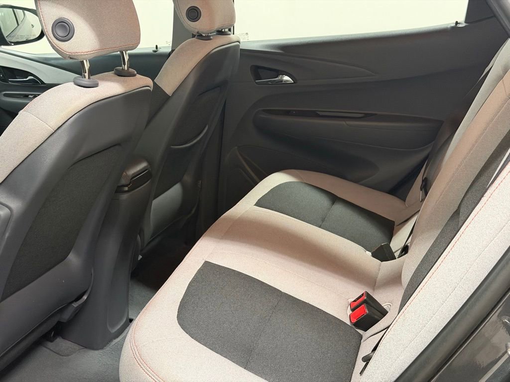 Used 2017 Chevrolet Bolt LT image 23