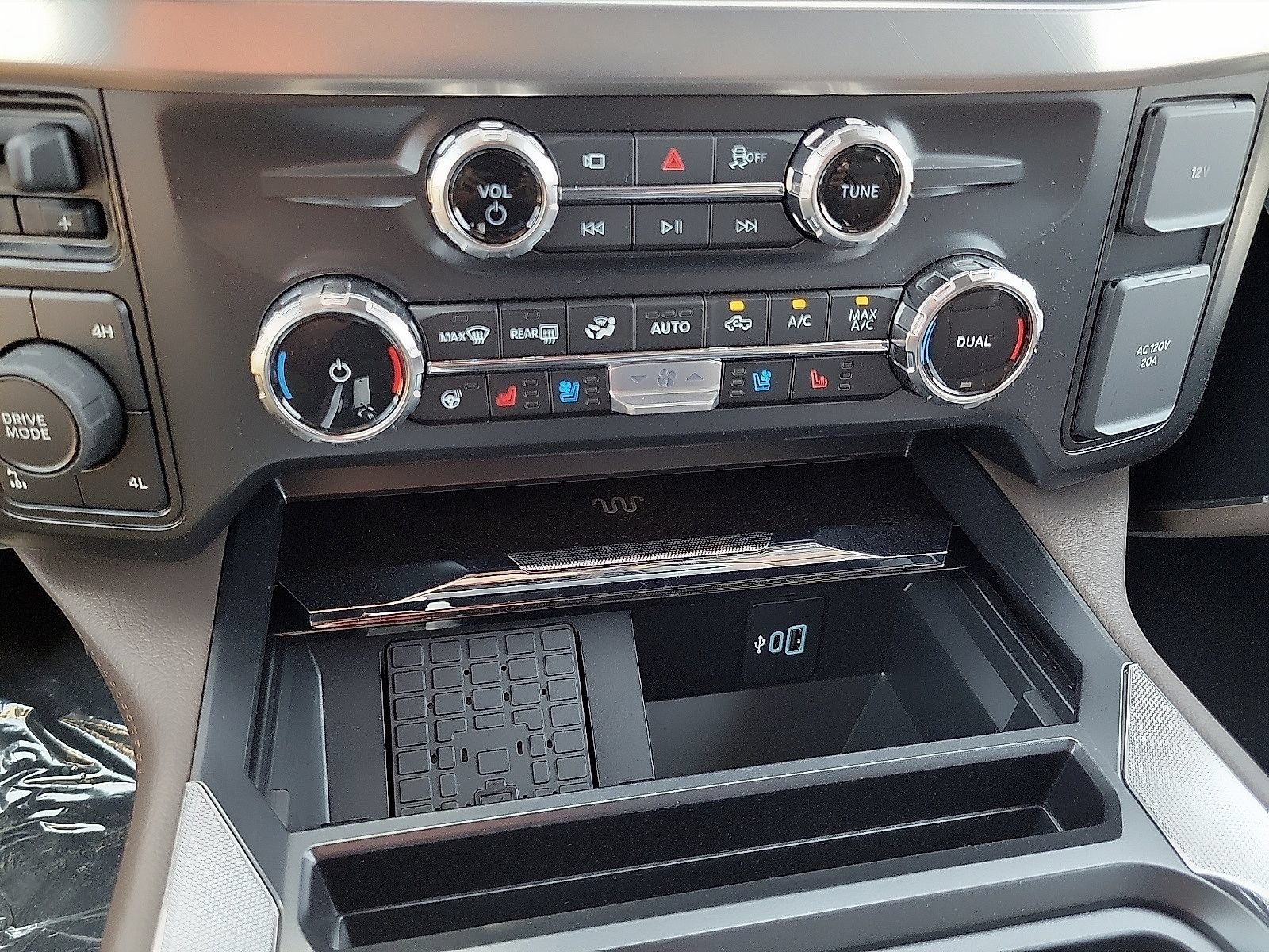 New 2026 Ford F250 King Ranch AWD/4WD image 15