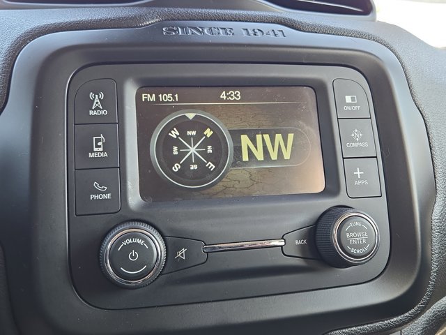 Used 2017 Jeep Renegade Latitude w/ Popular Equipment Group FWD image 12