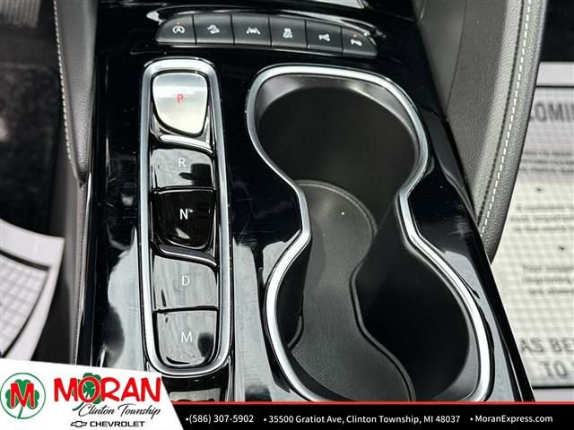 Used 2023 Buick Envision Avenir image 16