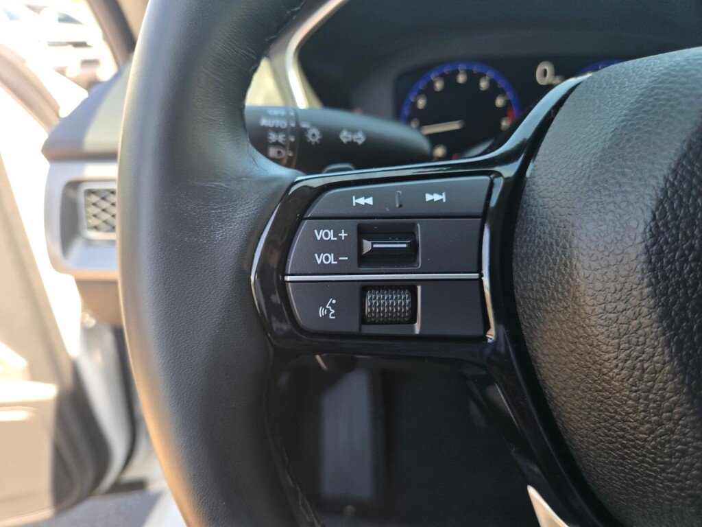 Used 2025 Acura Integra FWD image 24