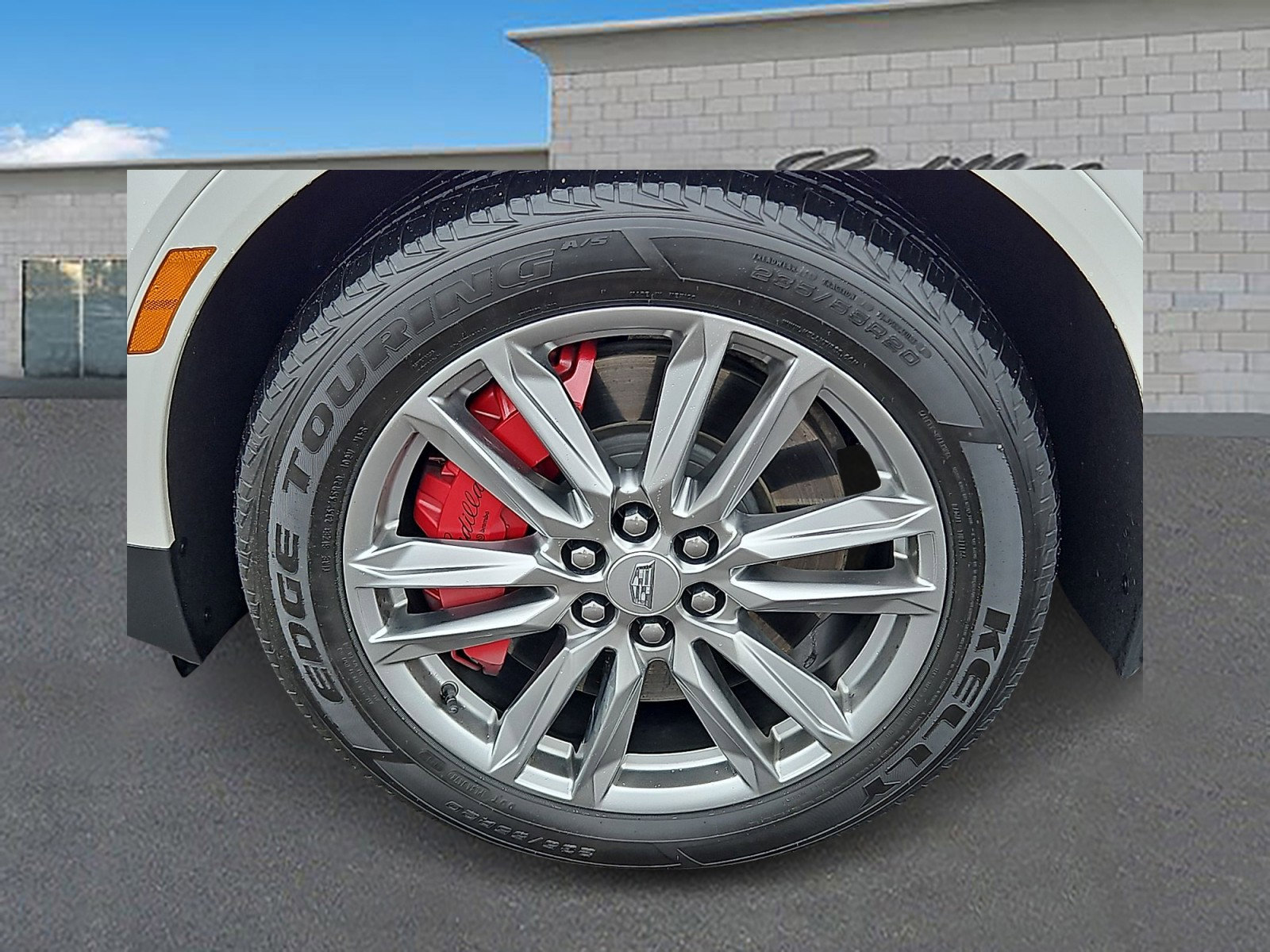 Certified 2022 Cadillac XT5 Sportv image 8