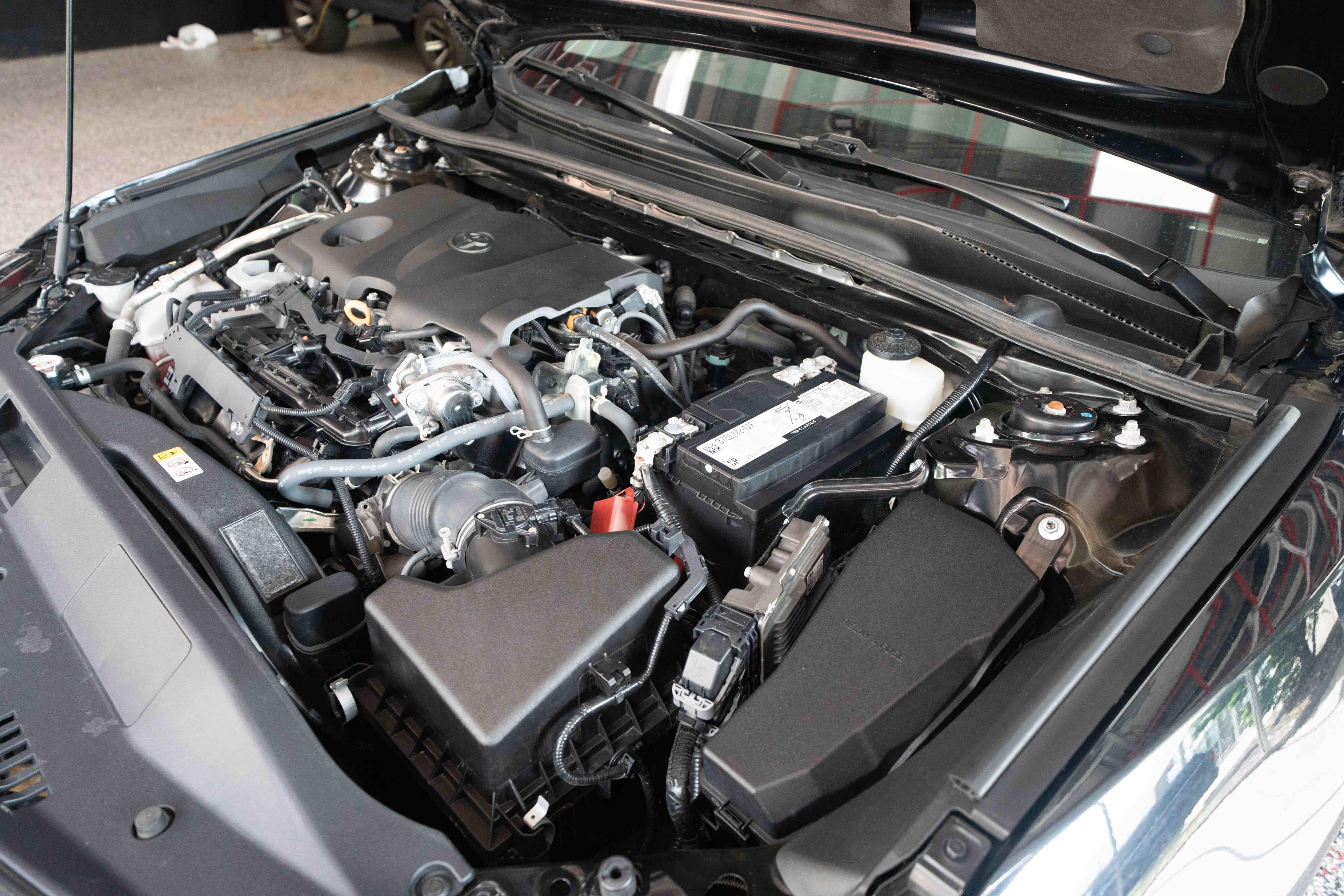 Used 2024 Toyota Camry XSE FWD image 32