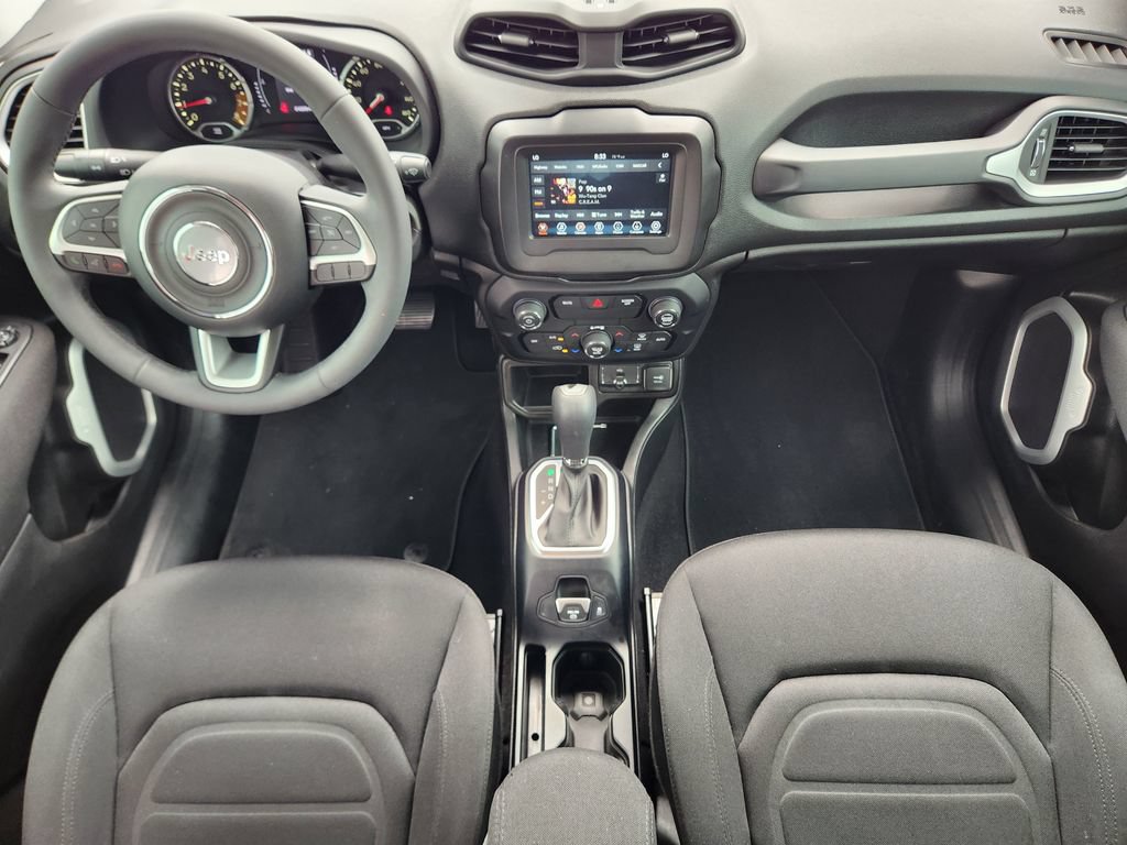 Used 2019 Jeep Renegade Latitude FWD image 26