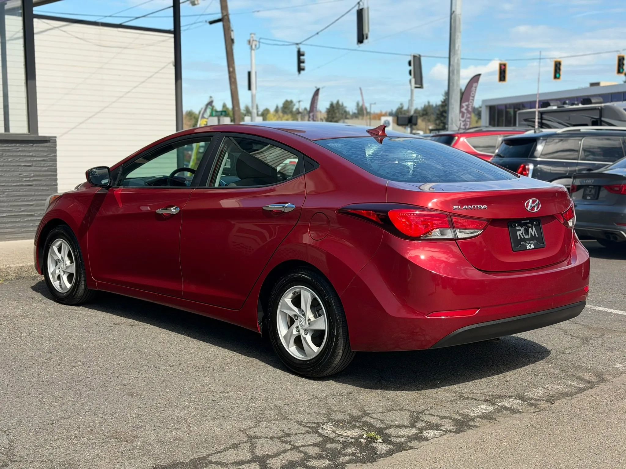 Used 2015 Hyundai Elantra SE image 7