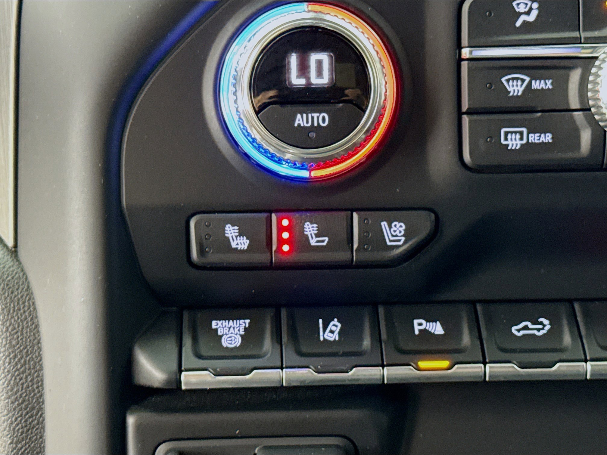 Used 2022 GMC Sierra 3500 Denali image 21