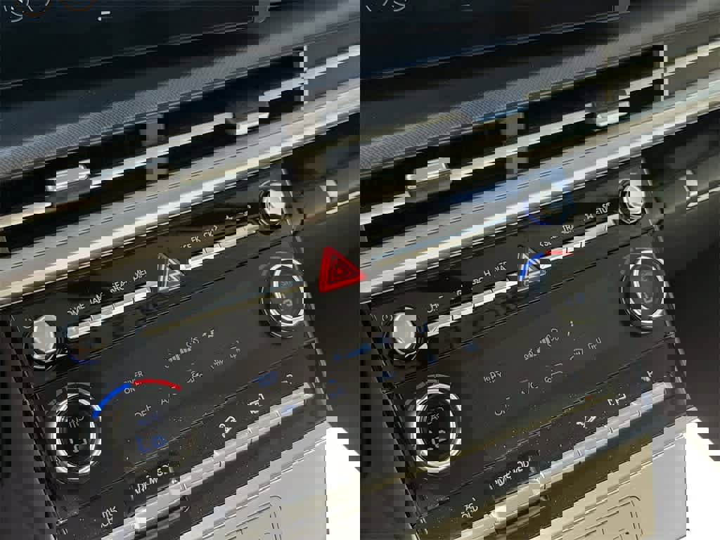 New 2026 Hyundai Santa Fe SE image 29