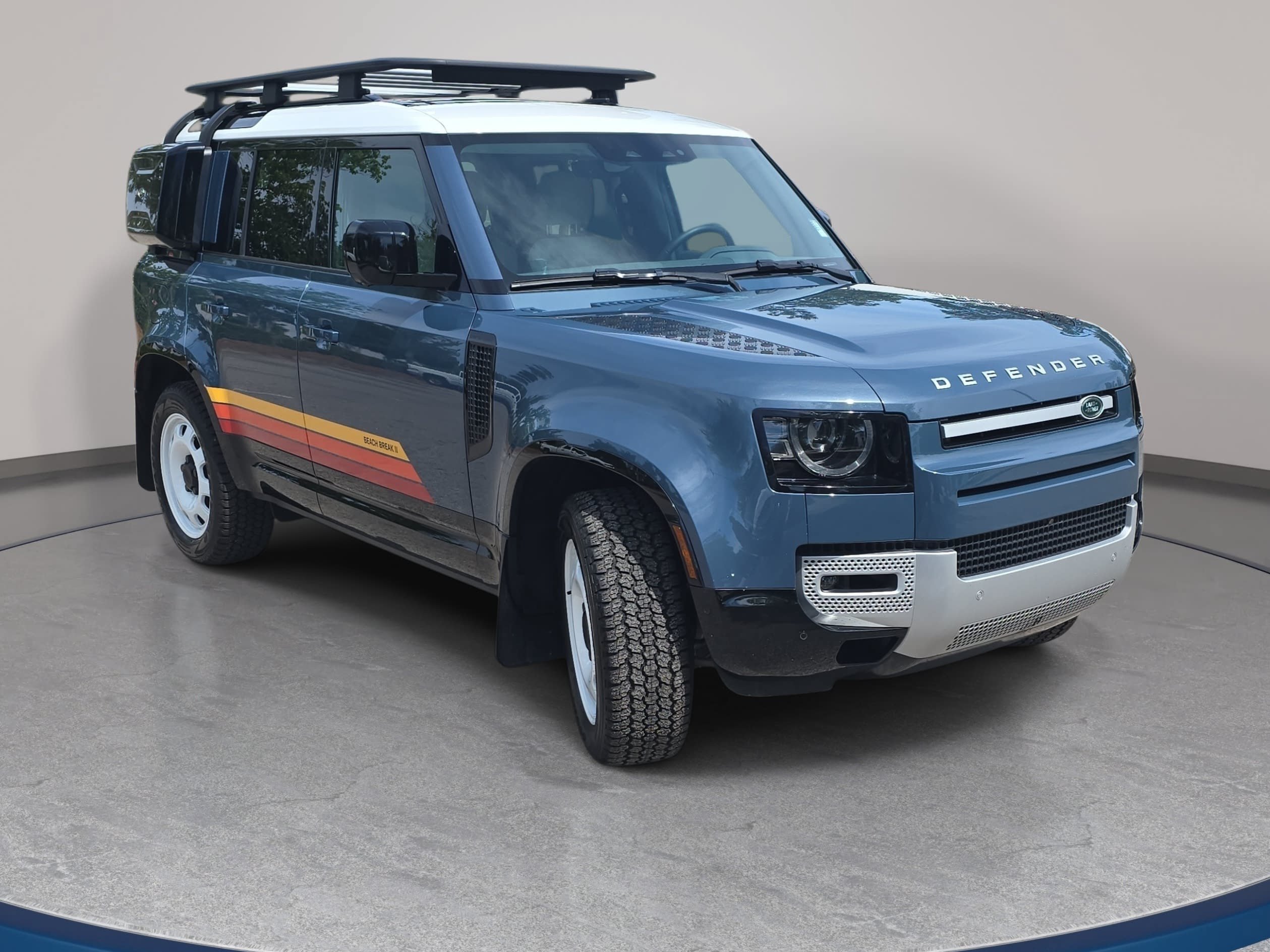 Certified 2025 Land Rover Defender 110 S AWD/4WD image 3