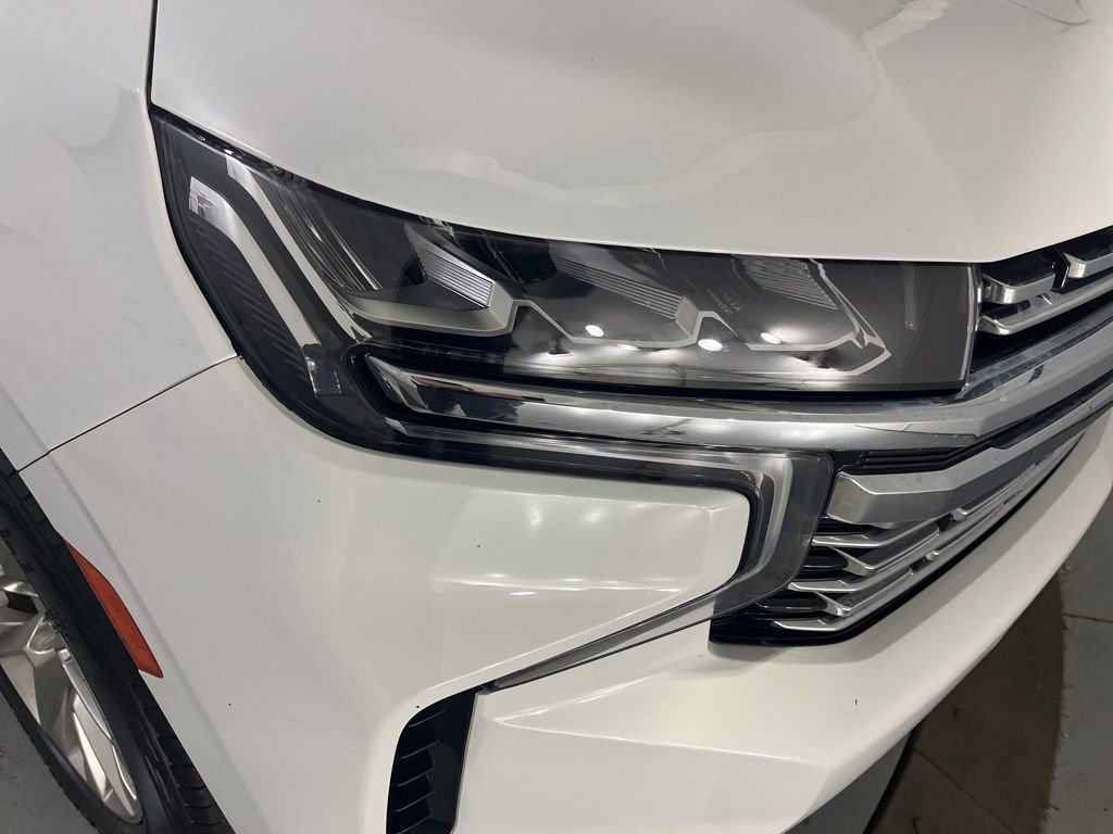 Used 2023 Chevrolet Suburban Premier image 36