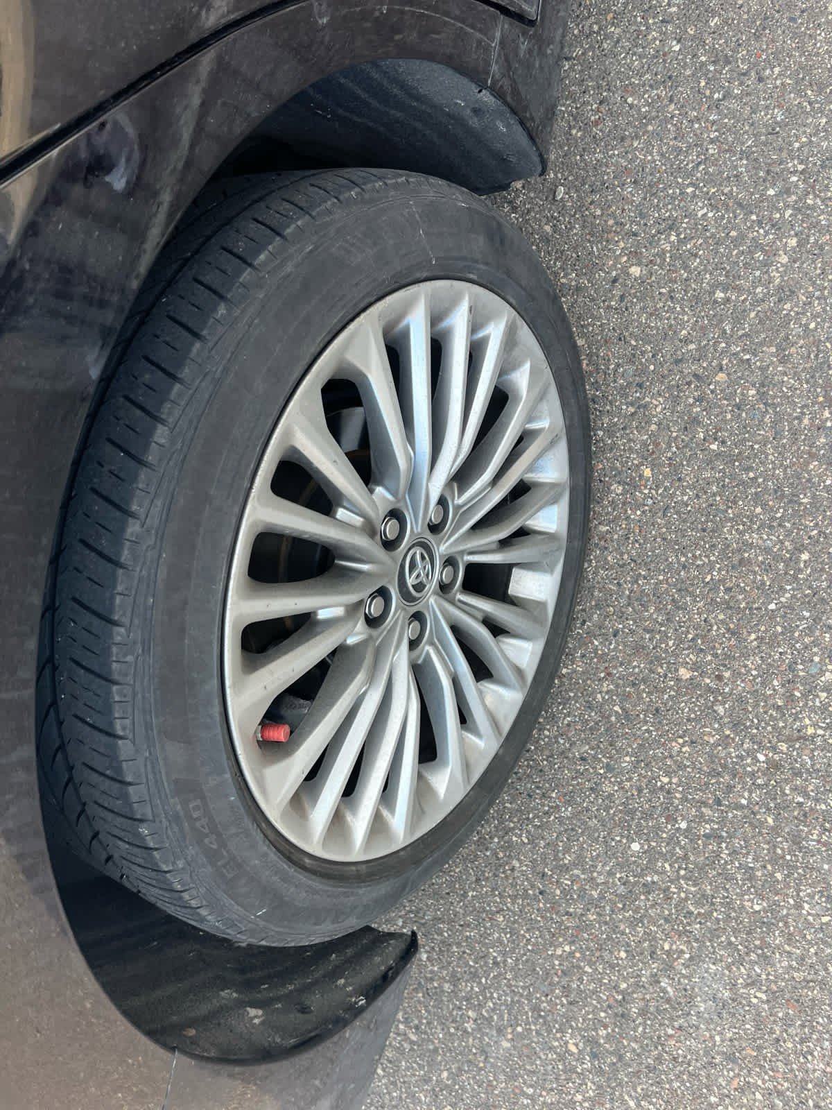 Certified 2019 Toyota Avalon Limited w/ Advanced Safety Package FWD image 5