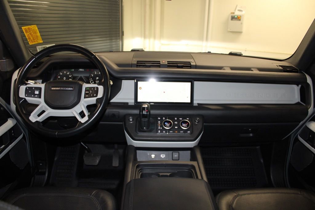 Used 2022 Land Rover Defender 110 XS Edition AWD/4WD image 36