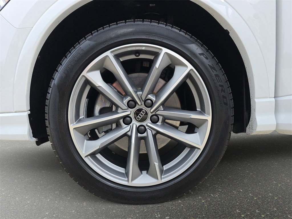 Certified 2024 Audi Q3 2.0T Premium w/ Convenience Package image 33