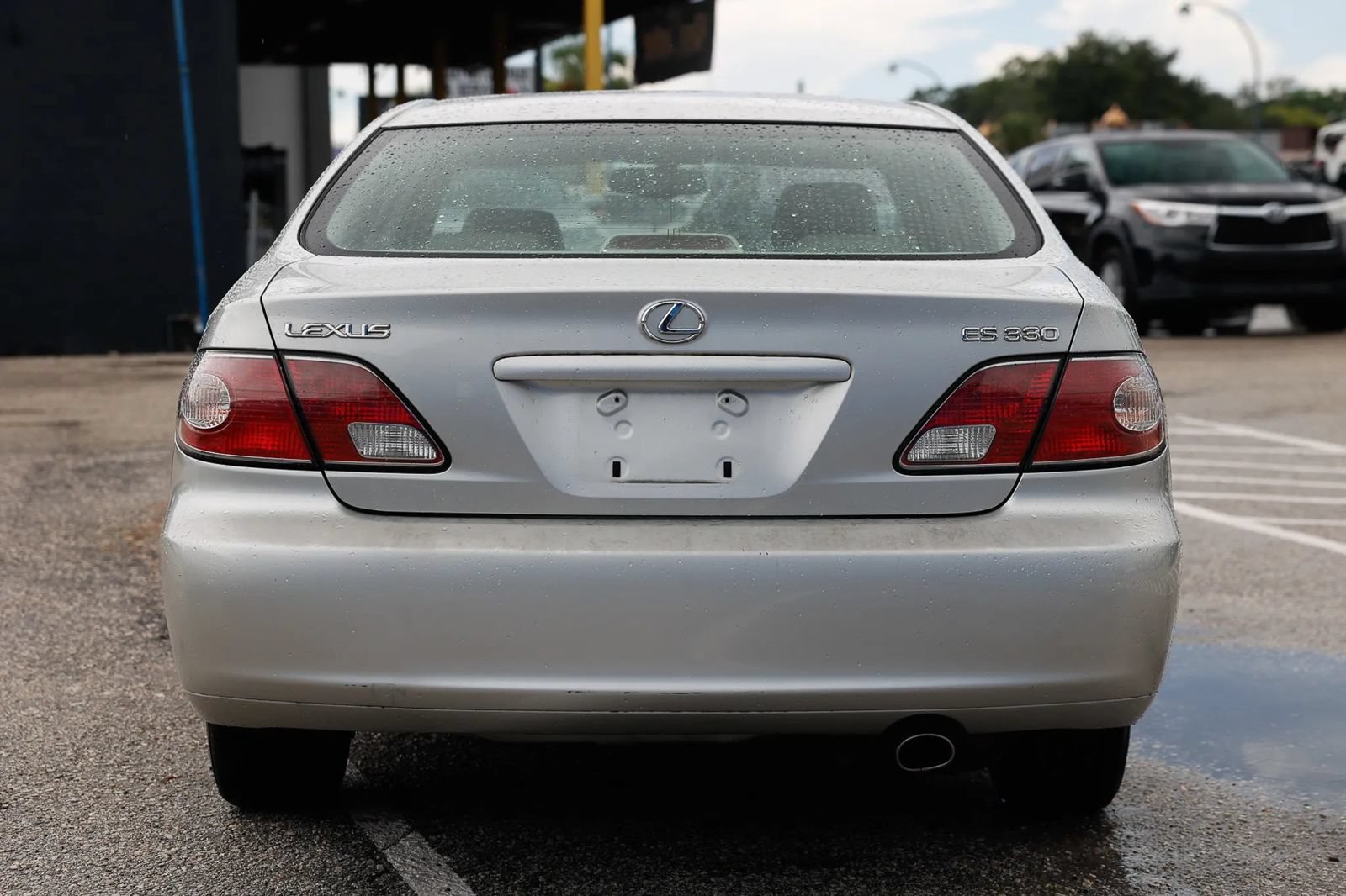 Used 2004 Lexus ES 330 w/ Premium Pkg FWD image 4