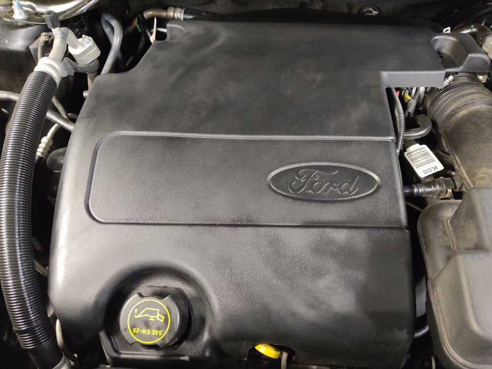 Used 2017 Ford Explorer XLT w/ Equipment Group 202A FWD image 30