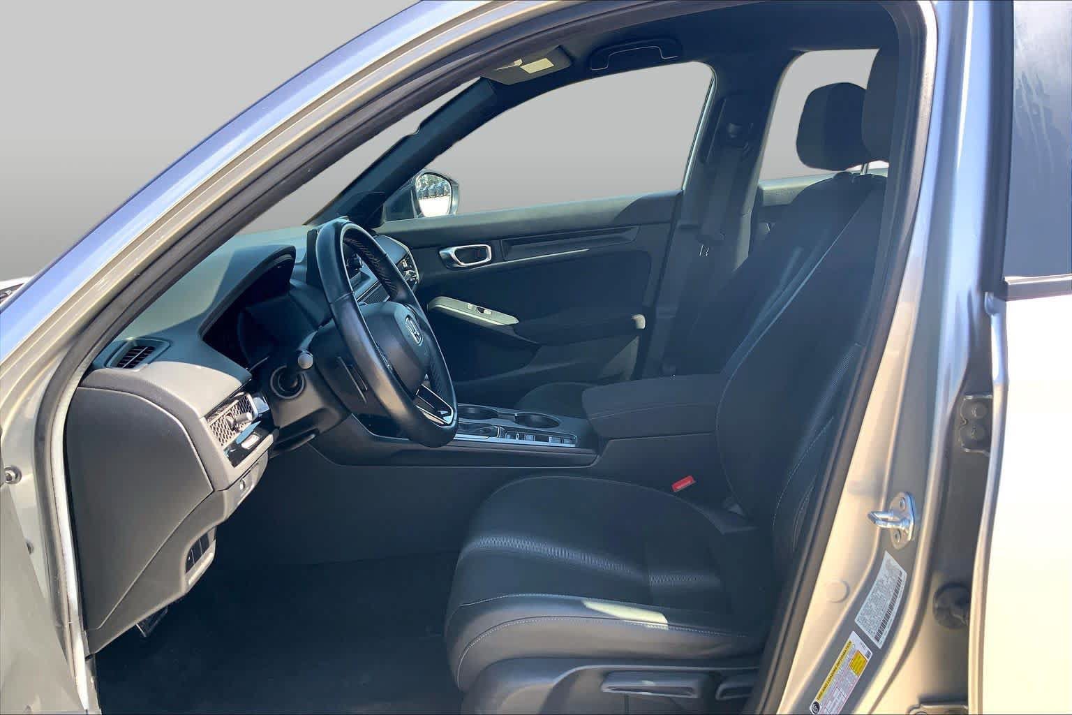 Used 2025 Honda Civic Sport image 7