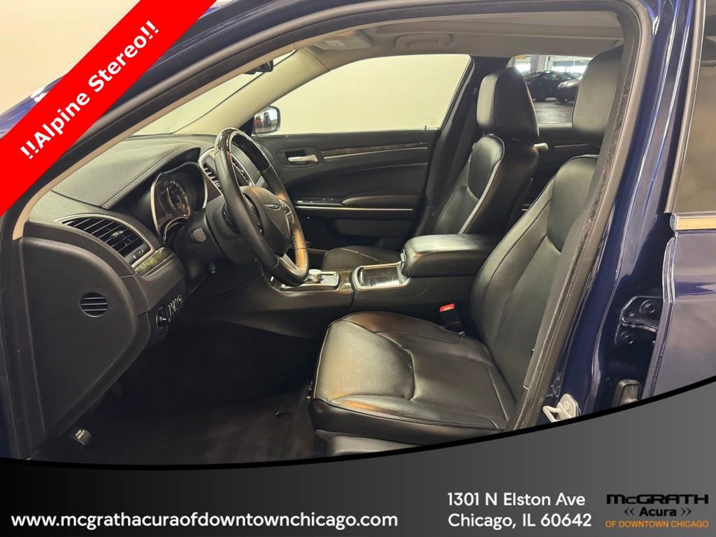 Used 2015 Chrysler 300 C image 15