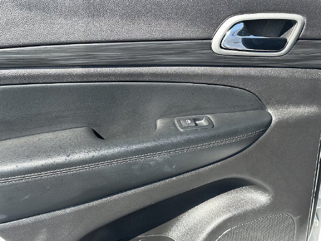 Used 2021 Jeep Grand Cherokee Laredo X AWD/4WD image 18