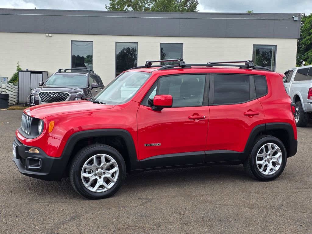 Used 2015 Jeep Renegade Latitude w/ Cold Weather Group II AWD/4WD image 24
