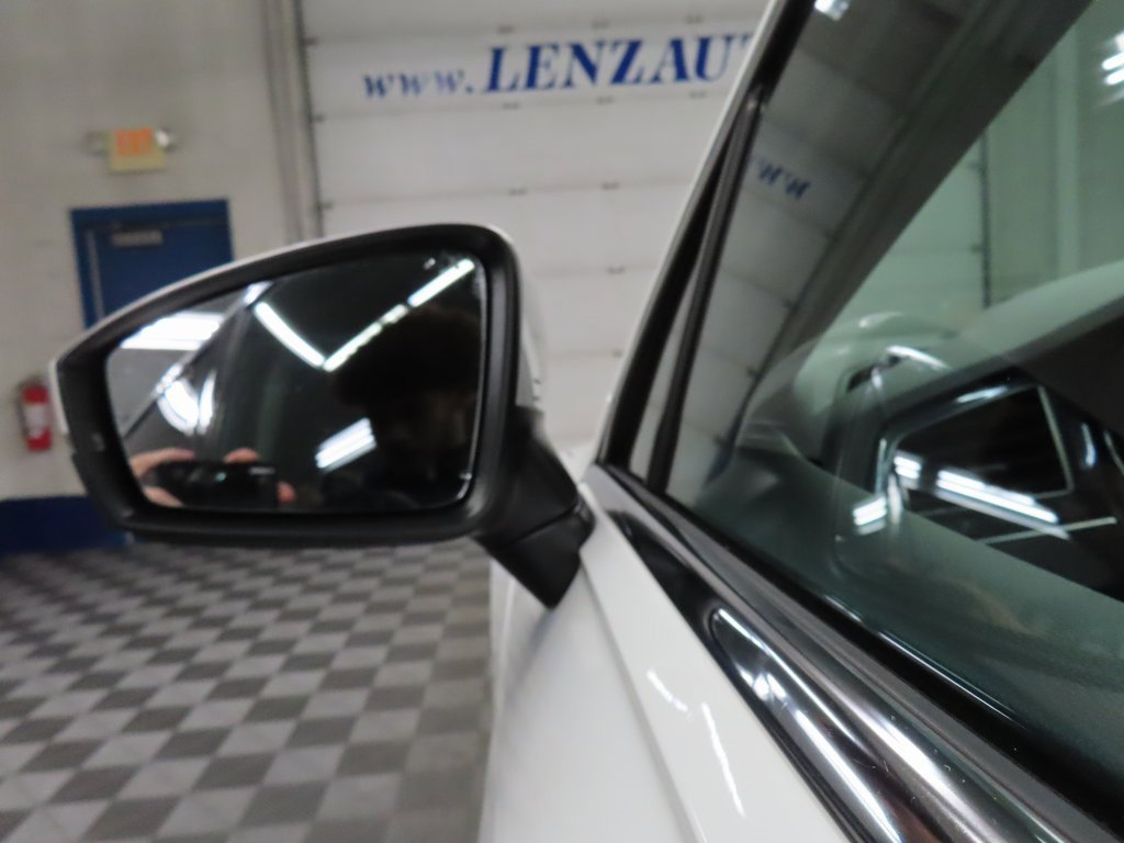 Used 2019 Volkswagen Tiguan SE image 48