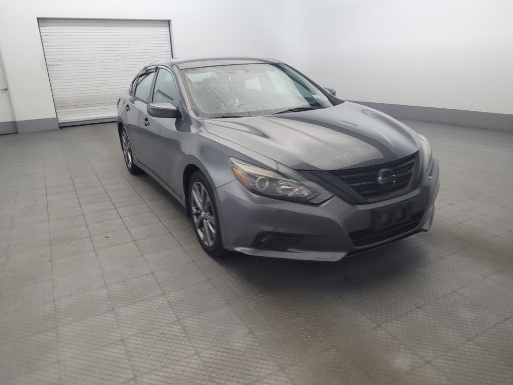 Used 2018 Nissan Altima 2.5 SR w/ SR Special Edition image 13