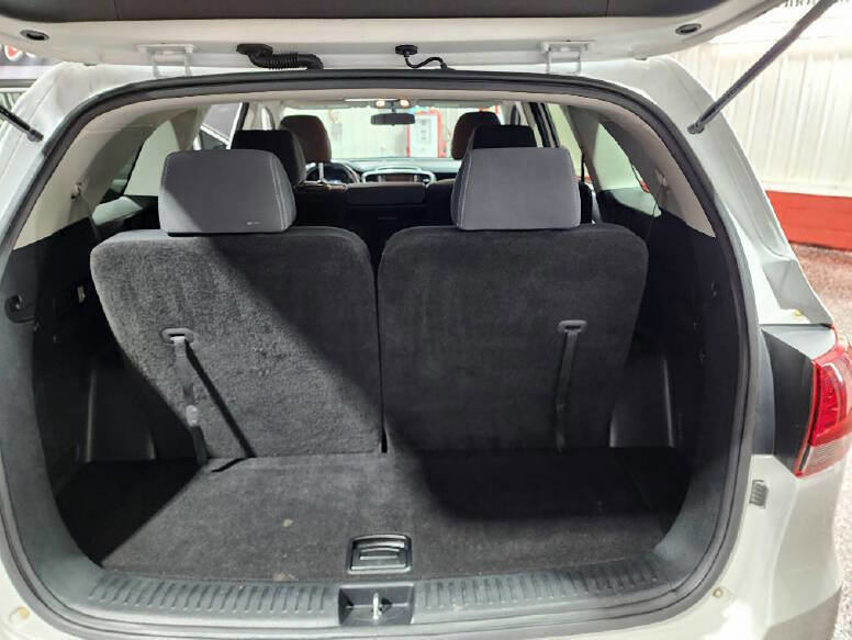 Used 2019 Kia Sorento S image 14