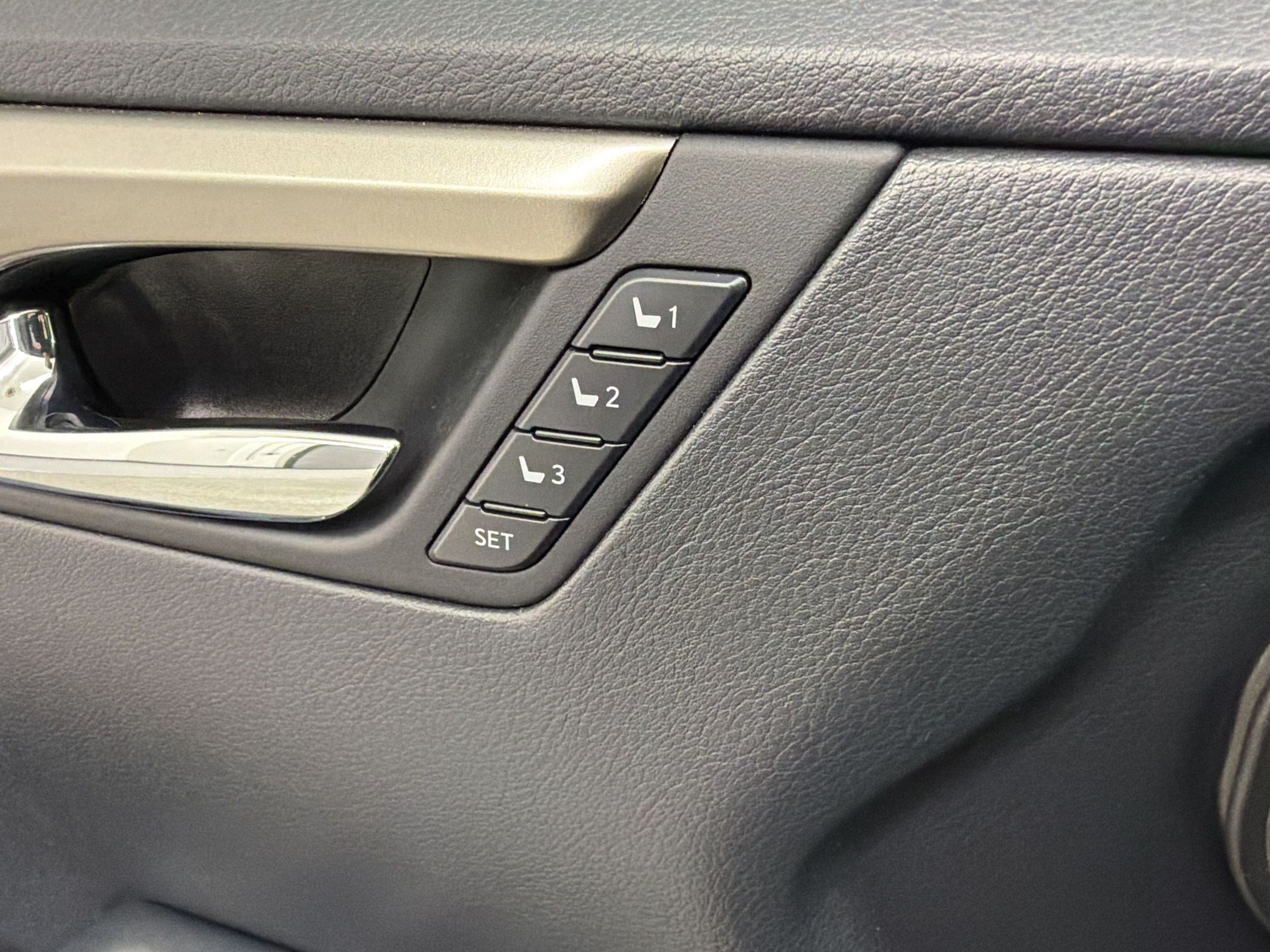 Certified 2022 Lexus RX 450h AWD w/ Special Edition image 37