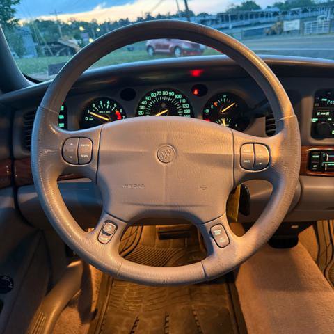 Used 2002 Buick Le Sabre Custom w/ Luxury Pkg FWD image 14