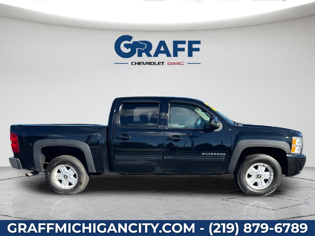 Used 2011 Chevrolet Silverado 1500 LT w/ All-Star Edition AWD/4WD image 6