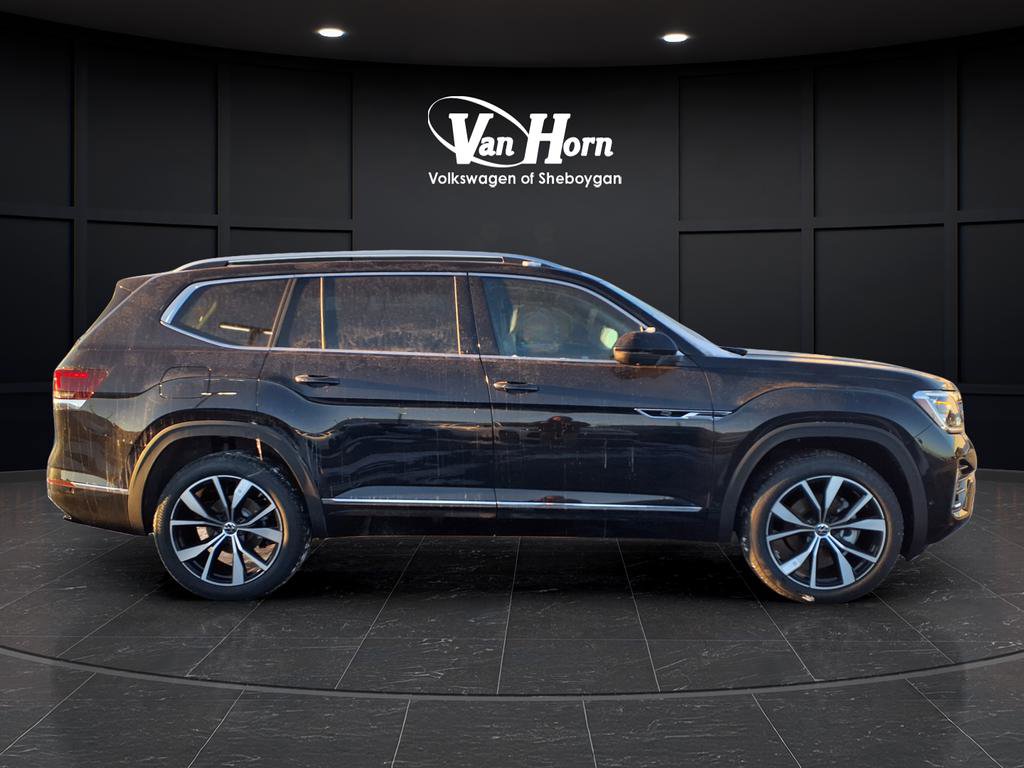 New 2026 Volkswagen Atlas SEL Premium R-Line image 2