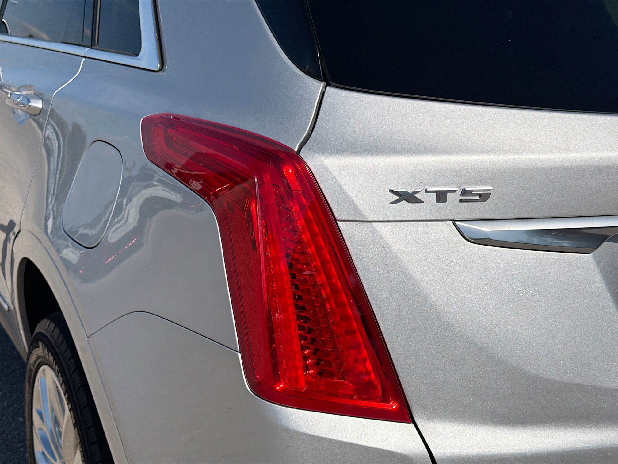 Used 2019 Cadillac XT5 Luxury image 11