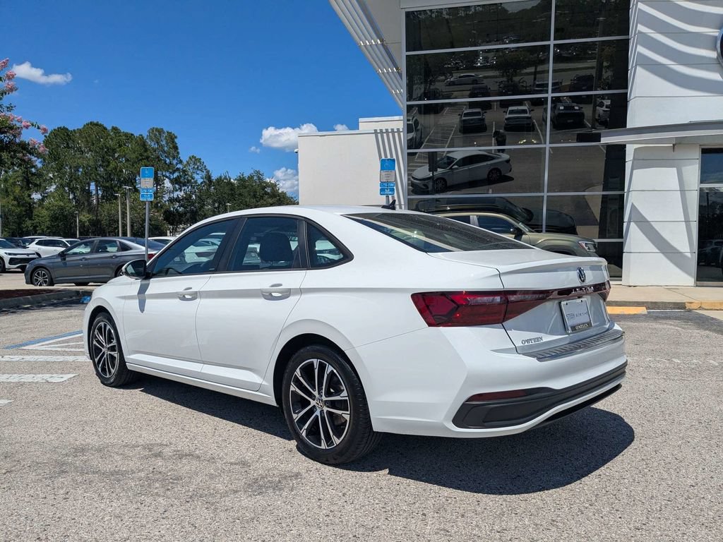 Certified 2026 Volkswagen Jetta Sport FWD image 4