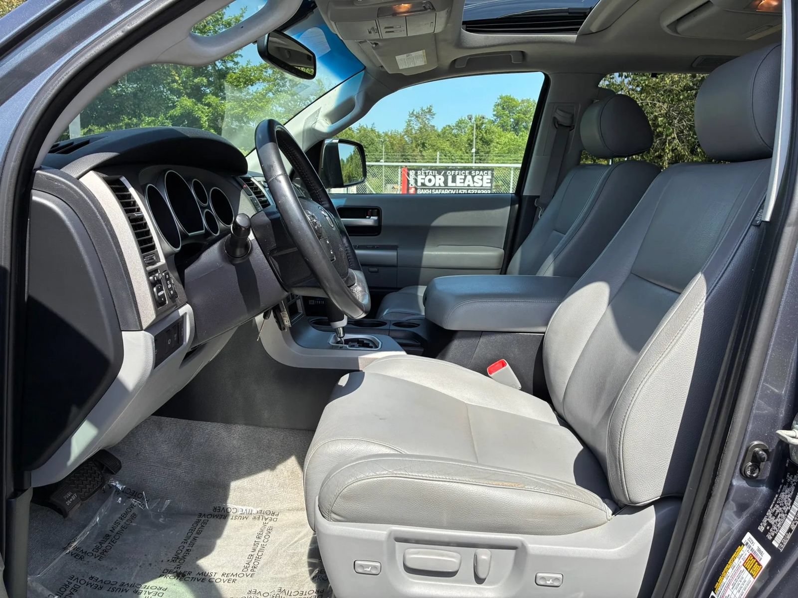 Used 2010 Toyota Sequoia Limited AWD/4WD image 11