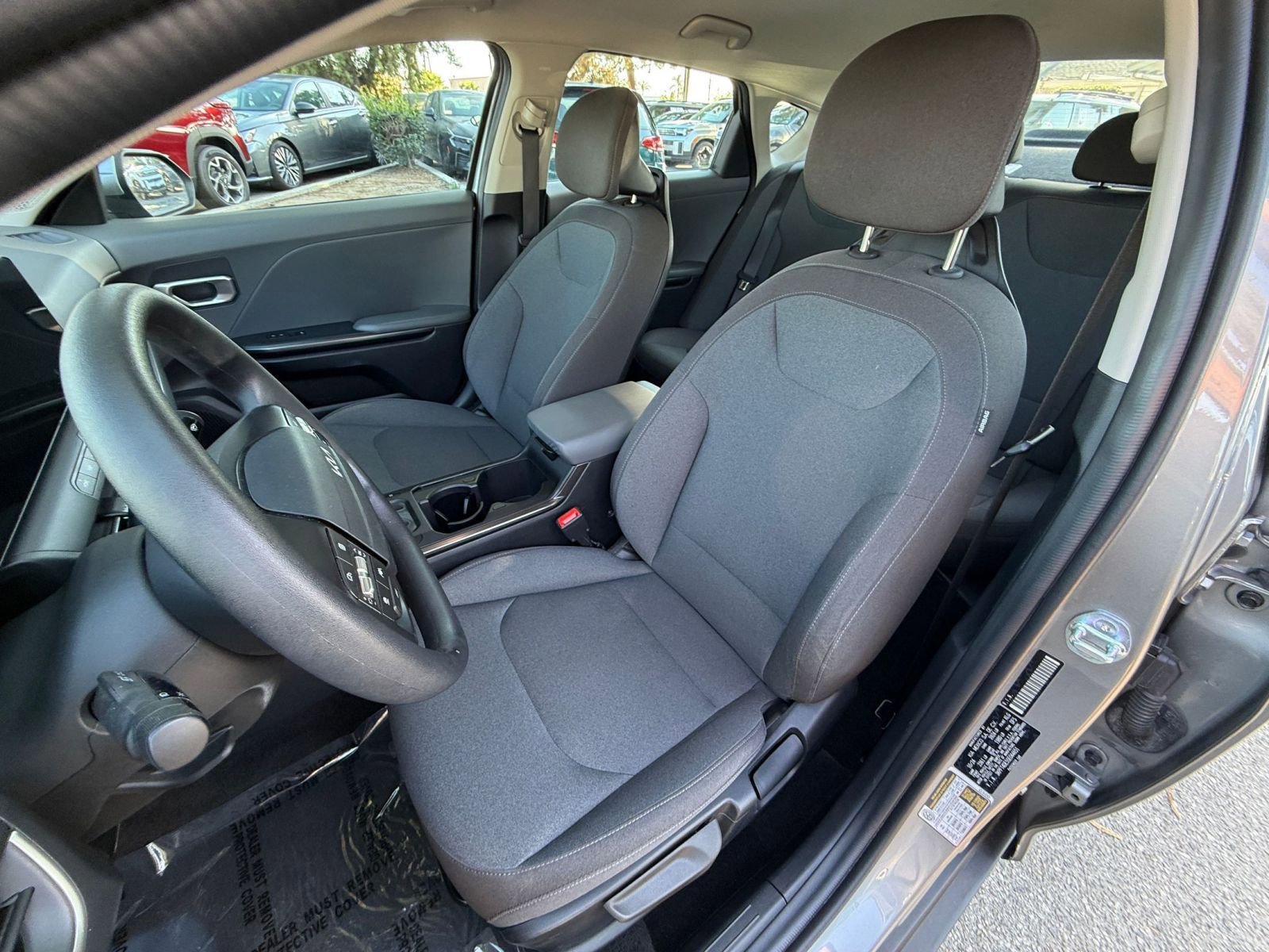 Used 2025 Kia K4 FWD image 33