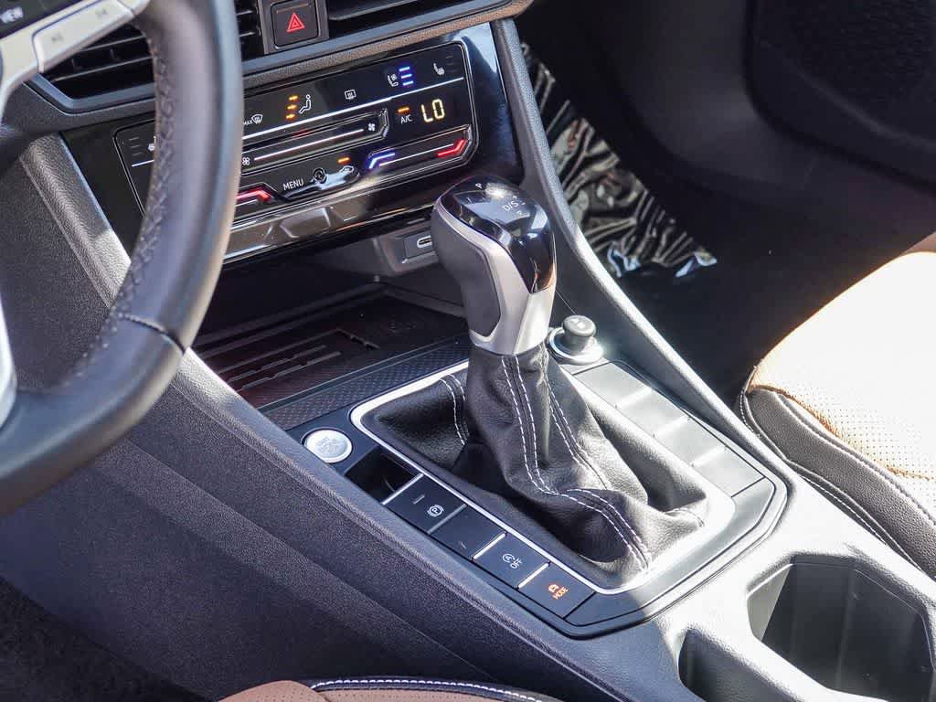Used 2025 Volkswagen Jetta SEL image 18