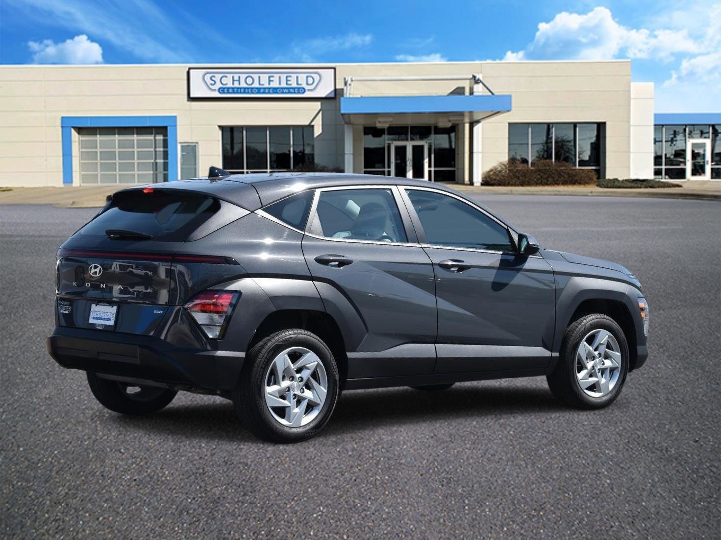 Used 2024 Hyundai Kona SE image 3