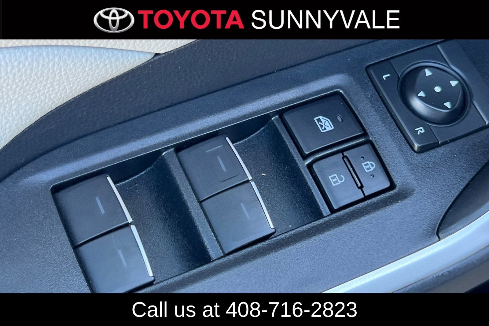 Certified 2022 Toyota RAV4 XLE w/ Convenience Package image 18