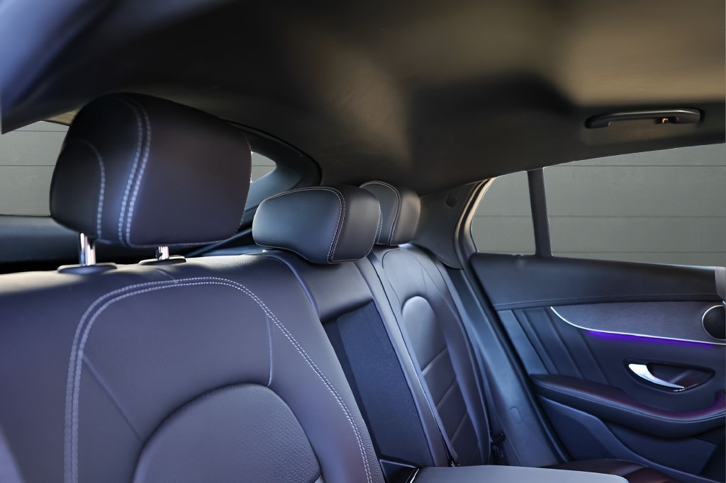 Used 2022 Mercedes-Benz GLC 300 4MATIC Coupe image 59